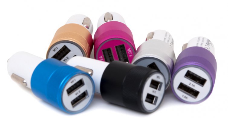 A-0016 Carica batteria da auto serie Alluminium